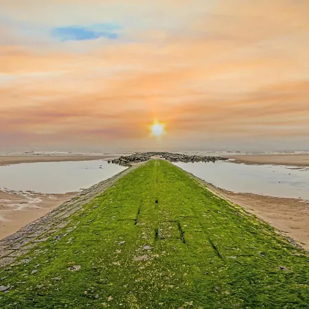 Bright With Kitchen Middelkerke
